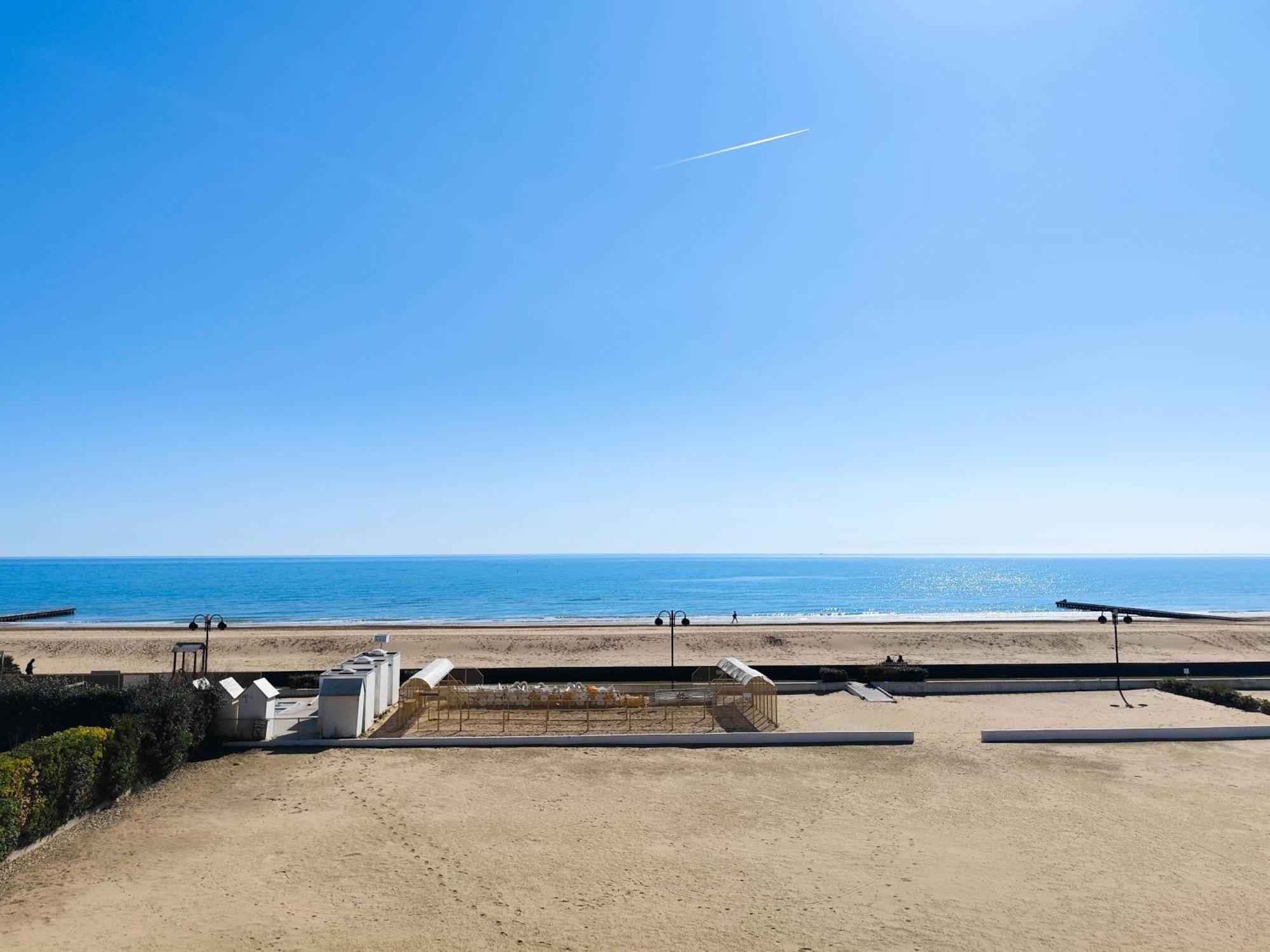 Puerto Del Sol Fronte Mare Lejlighed Lido di Jesolo Eksteriør billede